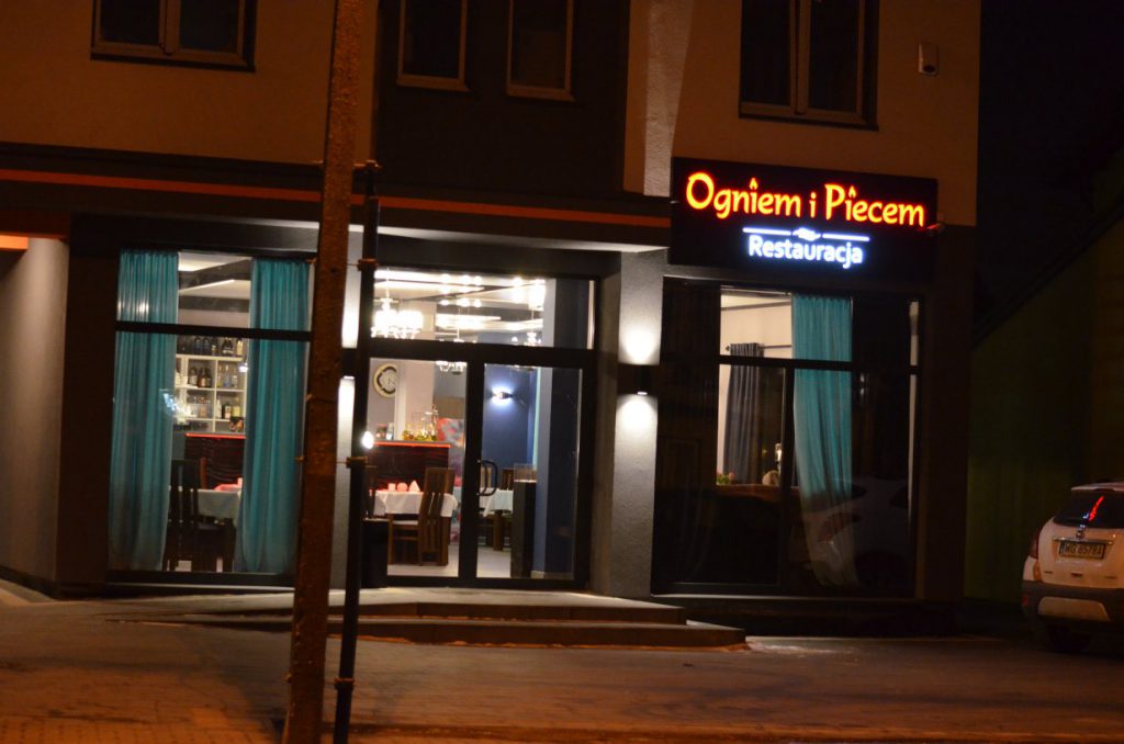 ogniem i piecem restauracja Garwolin